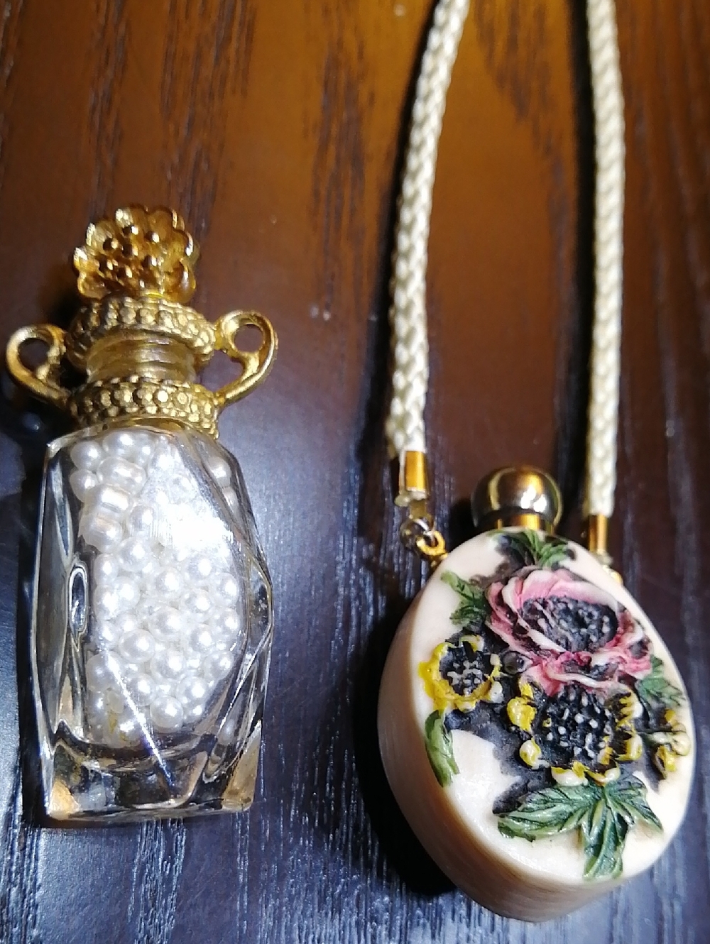 Sunflowers & Rose Resin Miniature Perfume Holder And Glass Pearls Bottle Bundle